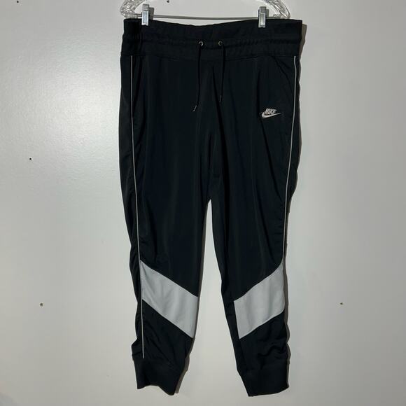 Nike Sportswear Black White Heritage Activewear Jogger Track Pants Mens Size XL - Picture 1 of 7
